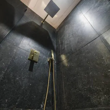 Zebbuga Lavish 2 Pensiune